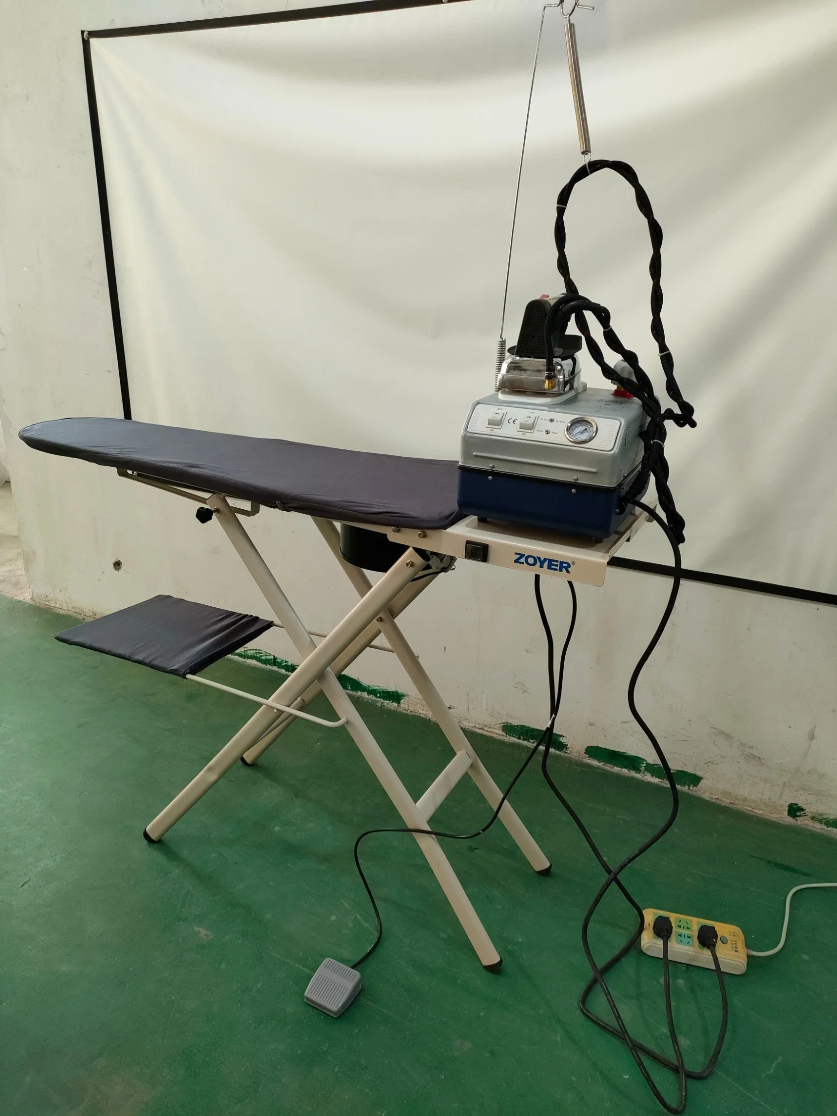 Zy-It2007 Turbo Vacuum and Heated Folding Ironing Heating Table