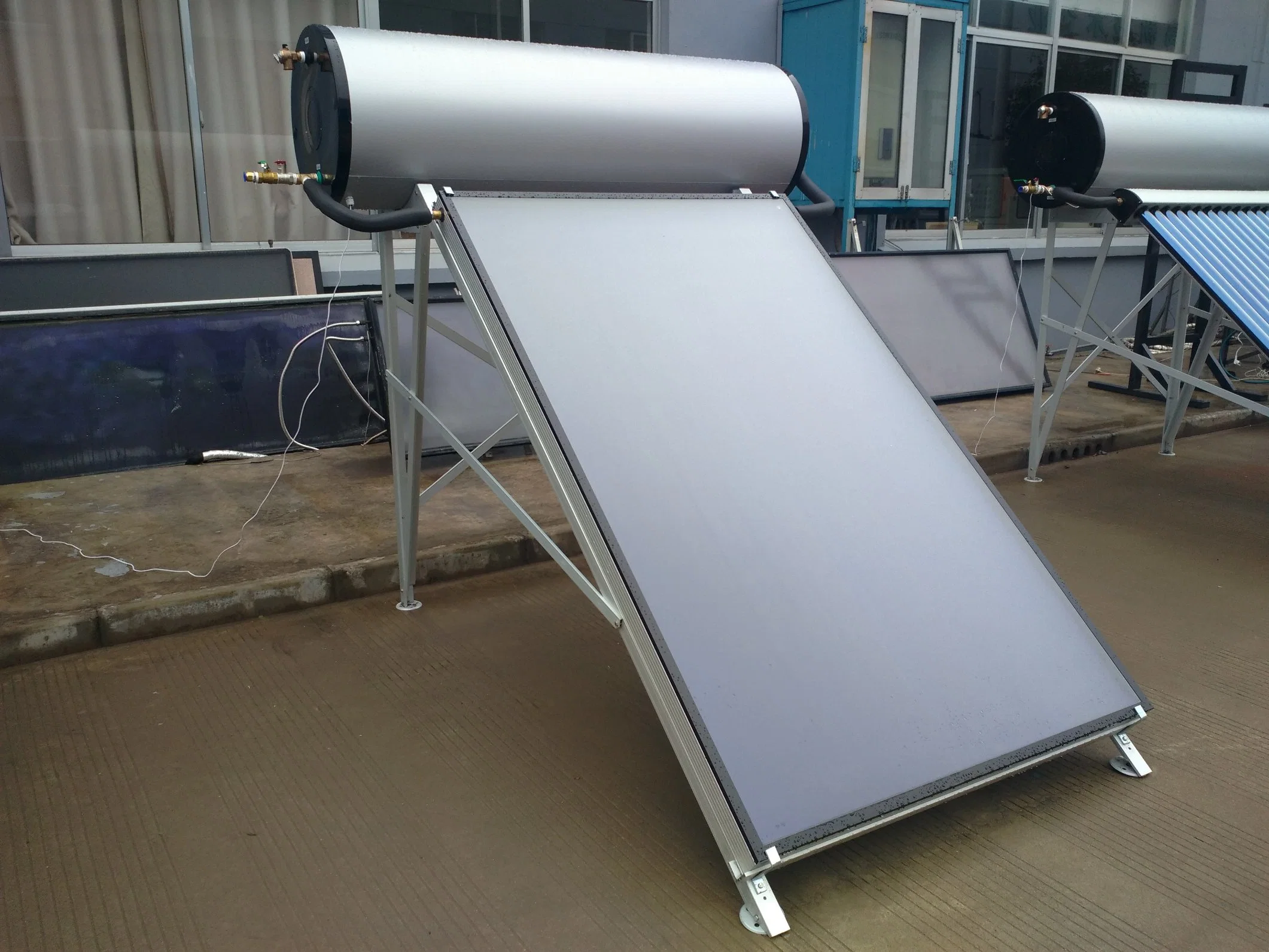 200L Wholesale Pressurized Flat Plate Solar Hot Water System