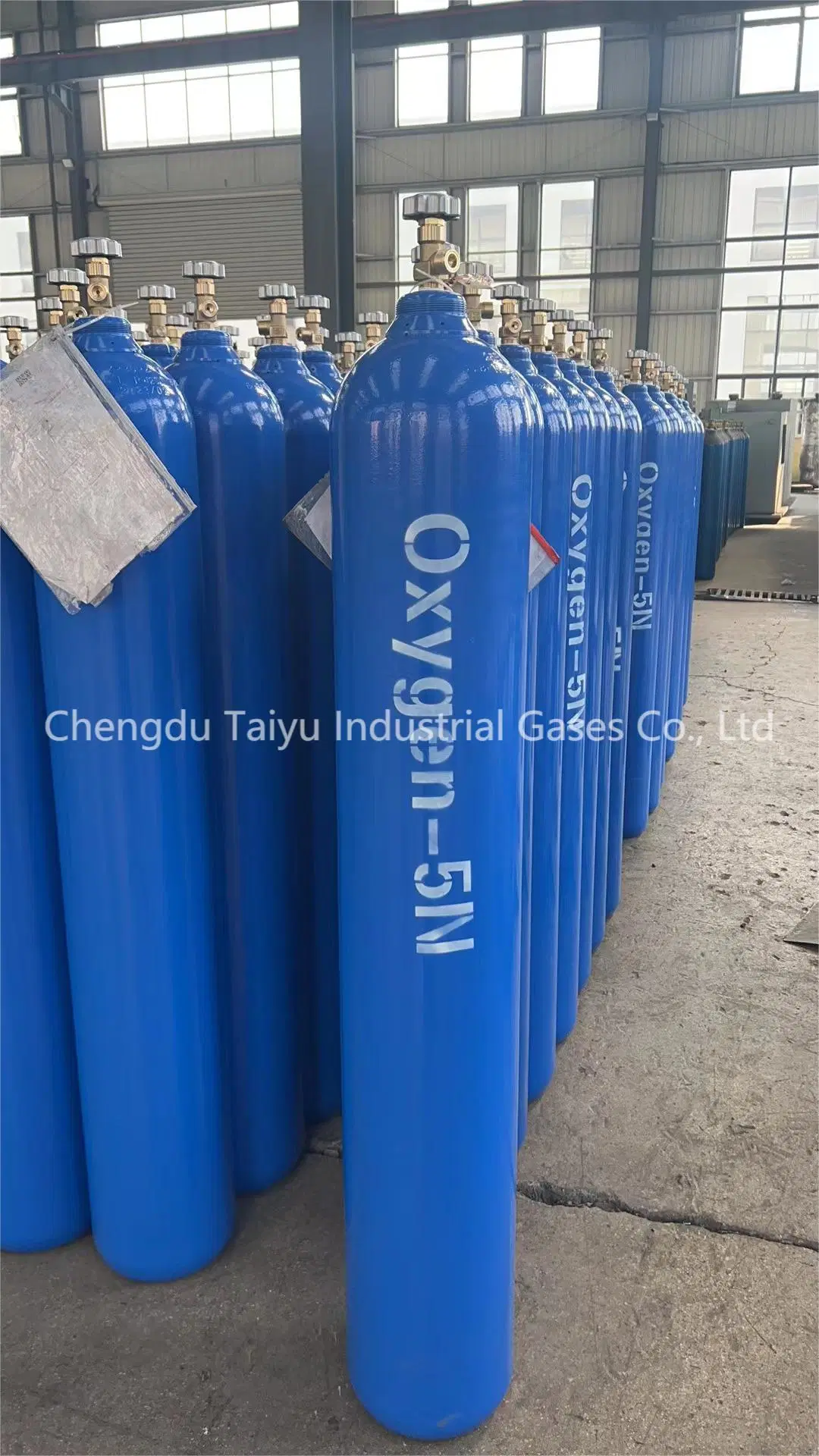 Китай производства высокой чистоты 99,999% жидкий кислород O2 в стандарте ISO топливного бака