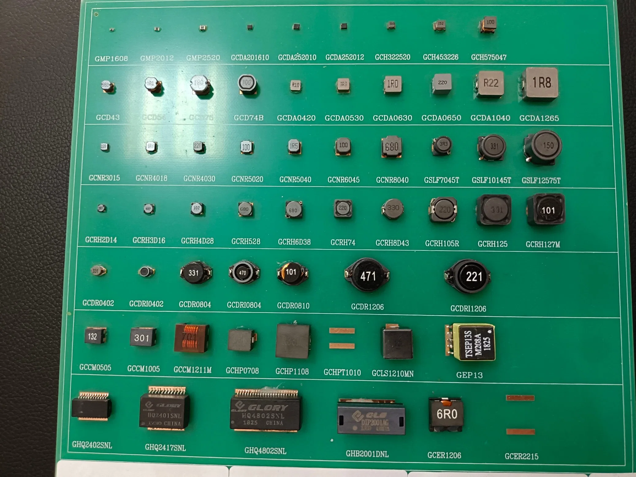 Componentes electrónicos tipo SMD potência da bobina de bloqueio do anel de ferrite blindado Indutores com RoHS