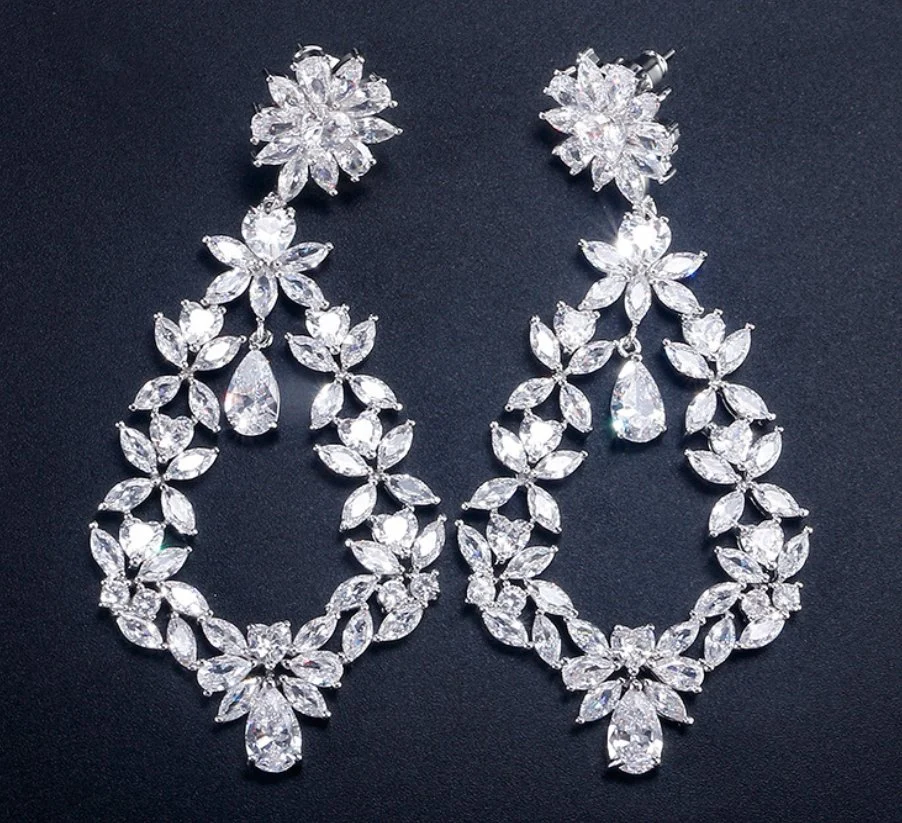 Luxury CZ Earring. Bridal Wedding CZ Earring for Women, Fashion CZ Earring. Cubic Zirconia Earring