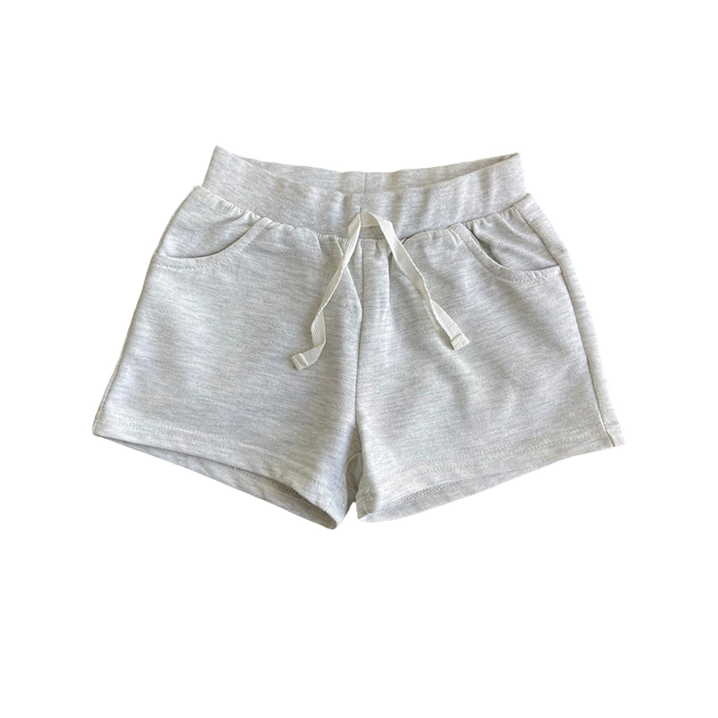 Shorts personnalisés en gros pour les filles. Couleur pure. Shorts confortables, amples et doux pour les petites filles.