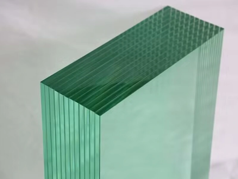 Top Qualtiy PVB Film Best Factory Price Laminated Glass for Window/ Door/ Building/ Stair/Low-E Tempered Glass/ Float Glass/ Insulated Glass/ Patterned Glass/