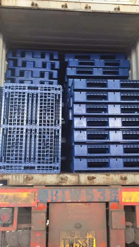 3 Runners Bottom Grid Surface HDPE Virgin Material Rack and Stack Plastic Pallet