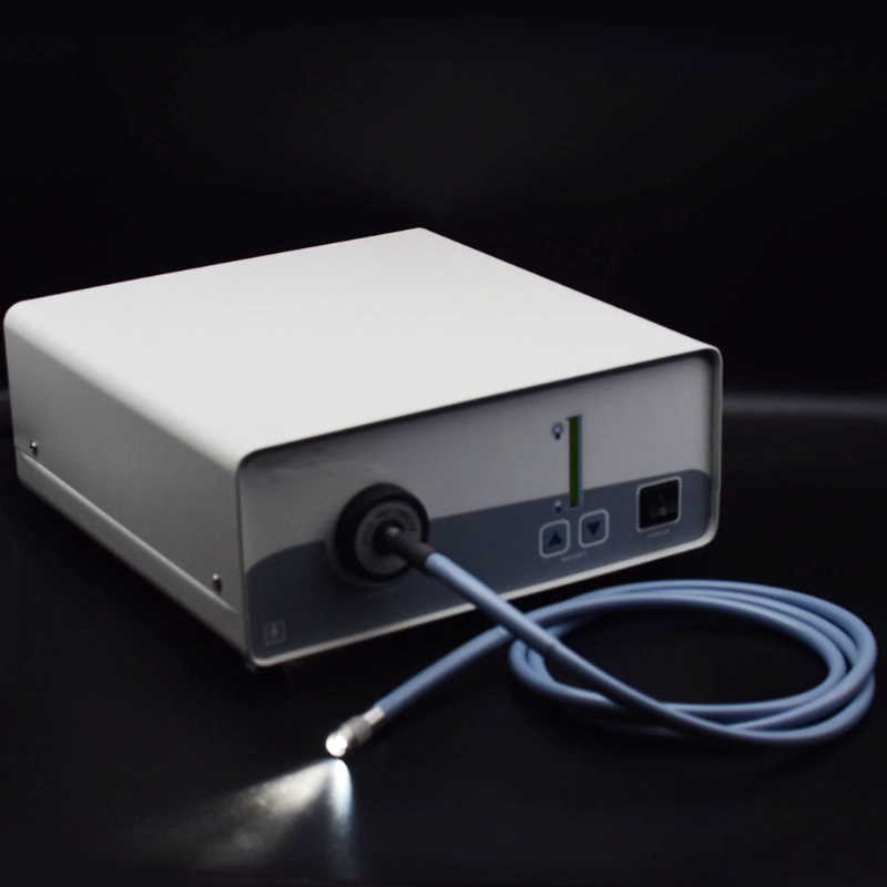 Source de lumière de l'endoscope Portable Accessoires Système source de lumière froide avec l'éclairage LED