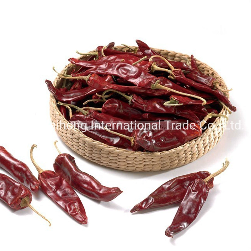 Dehydrierte ganze rote Chilischoten in China