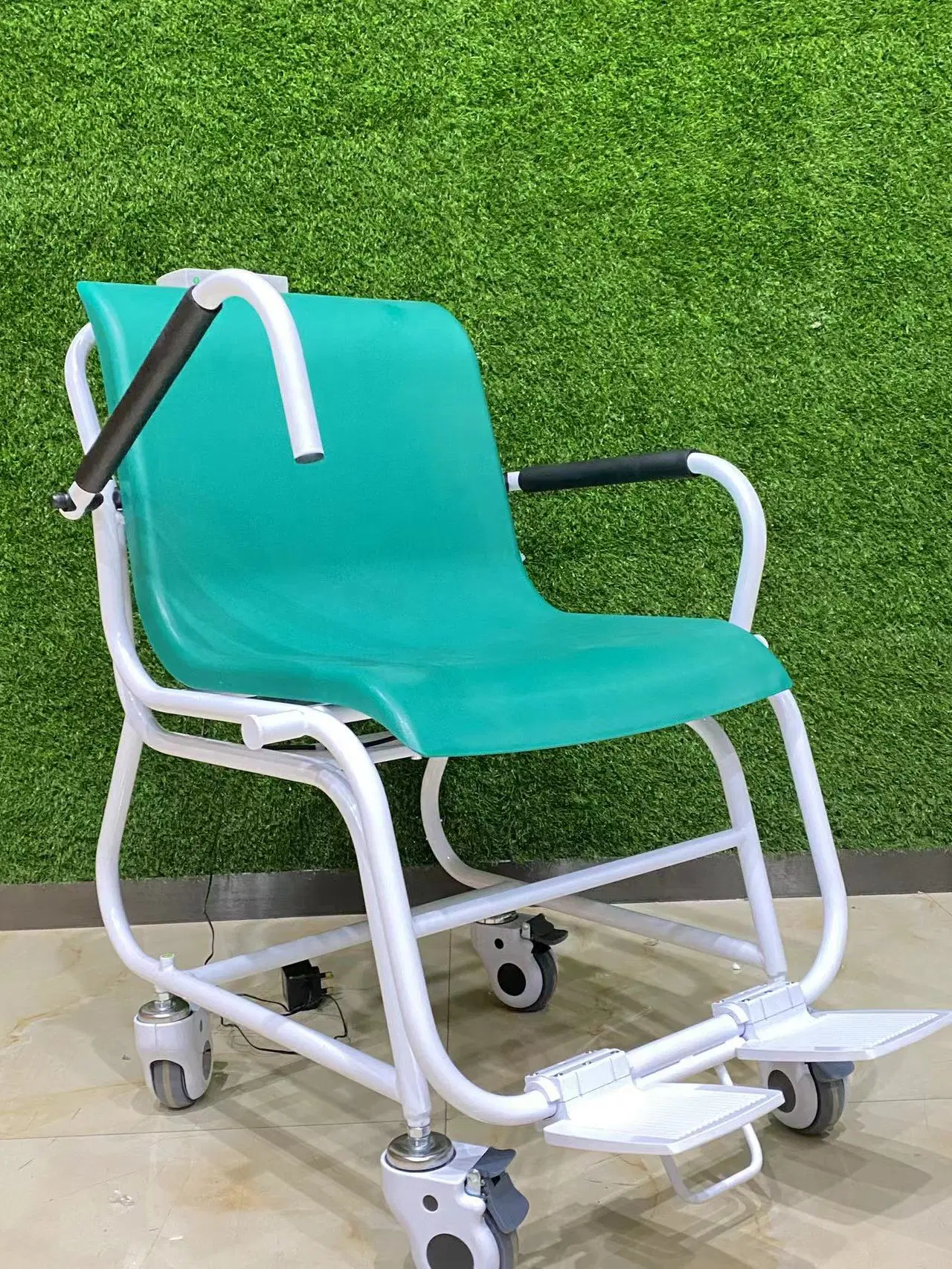 Báscula digital para silla de ruedas medición de peso en el hospital