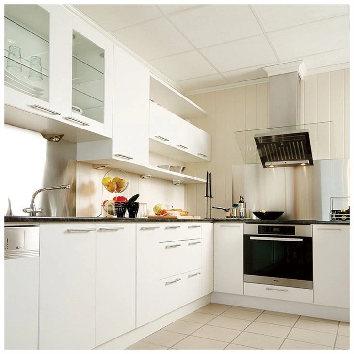 Pure White High Gloss Lacquer with Matted Handles Kitchen Cabinets