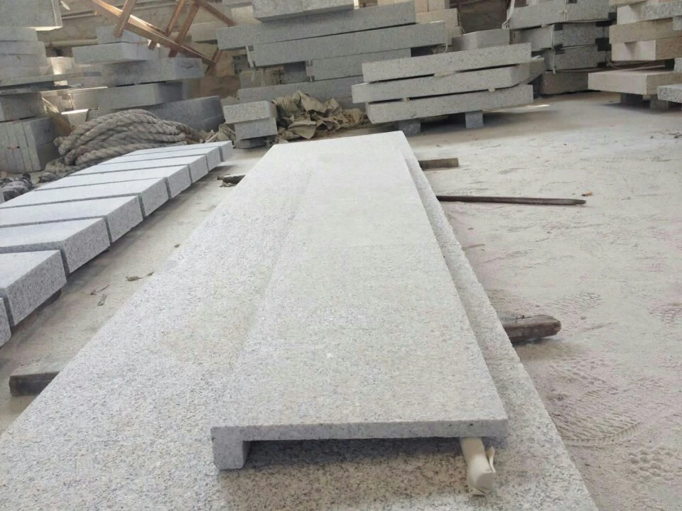 G603 chinois bon marché personnalisé Granite Tile flammé pour l'asphaltage et les escaliers