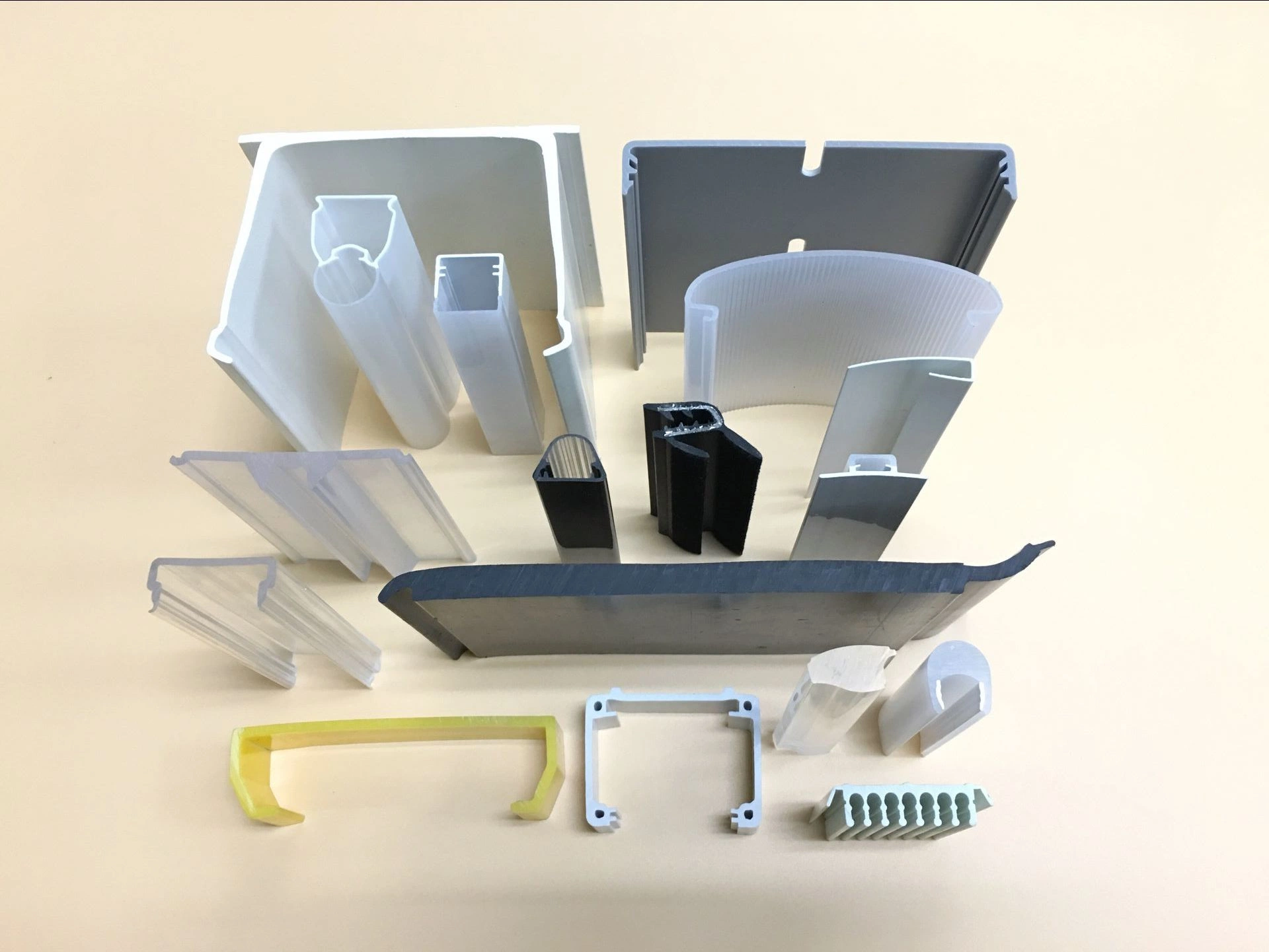 PC, ABS, PVC Extrusion avec pièces de rechange de produits en plastique