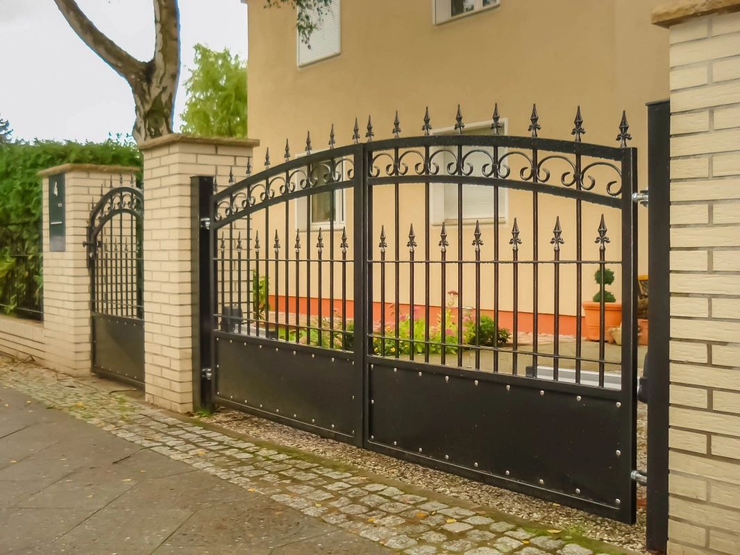 Decorative Power Coated Metal Garden Gate