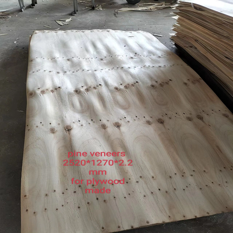 Rotary Cutting Pine Wood Middle and Long Core 2520 *1270 *2.2mm Pine Veneer for Plywood