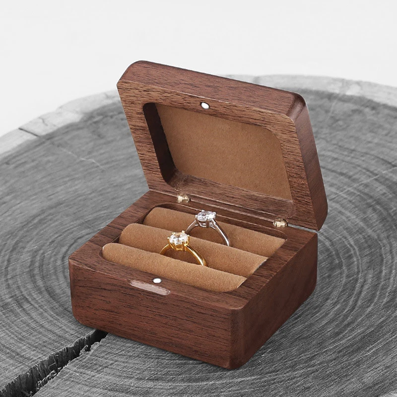 Magnético cuadrado de madera de nogal Natural joyas Anillo de espárragos de la caja de almacenamiento