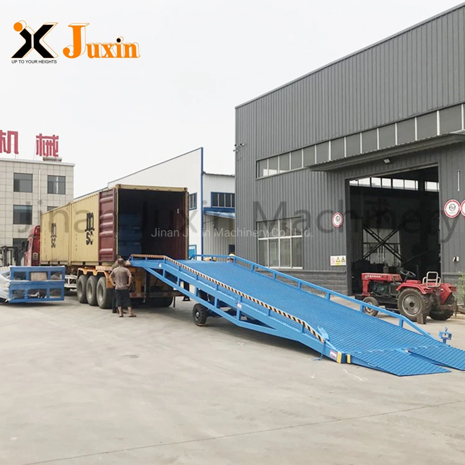 Warehouse Hydraulic Mobile Container Yard Ramp for Loading Unloading Bridge