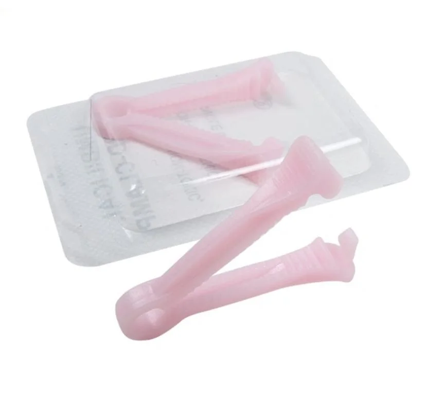 Umbilical Cord Clamps in Disposable Gynecological Examination