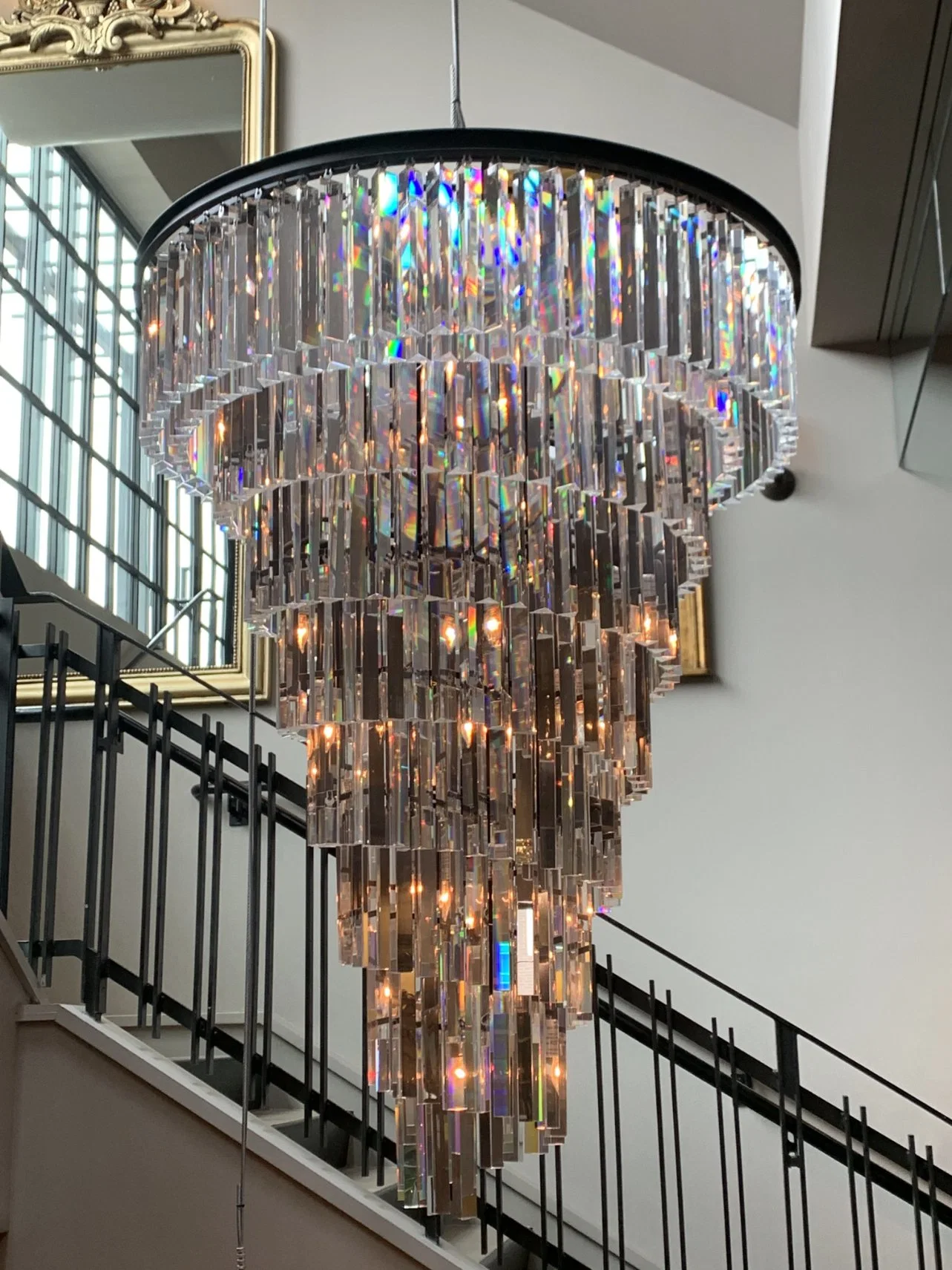 Decoración moderna de la luz colgante de restaurante, salón comedor escalera lámpara de araña de cristal