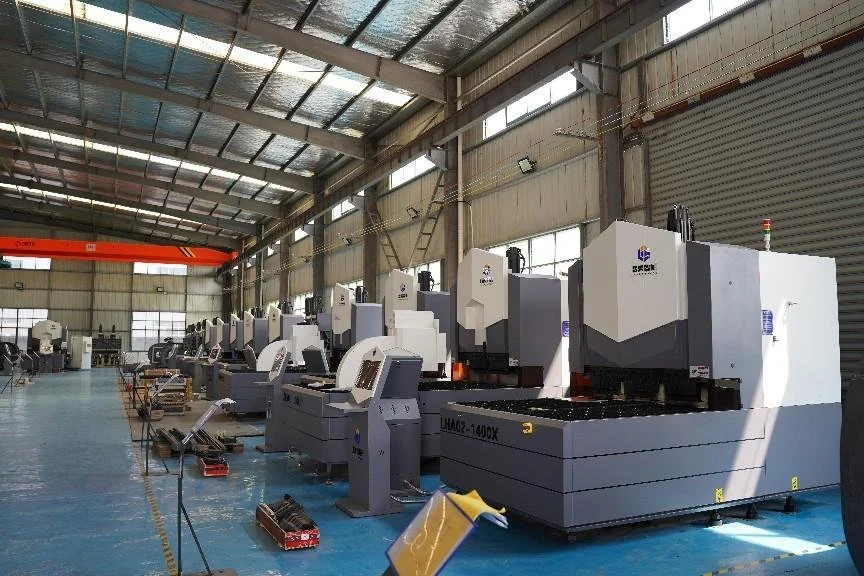 Lanhao CNC Automatic Panel Bender Bending Machine for Elevator