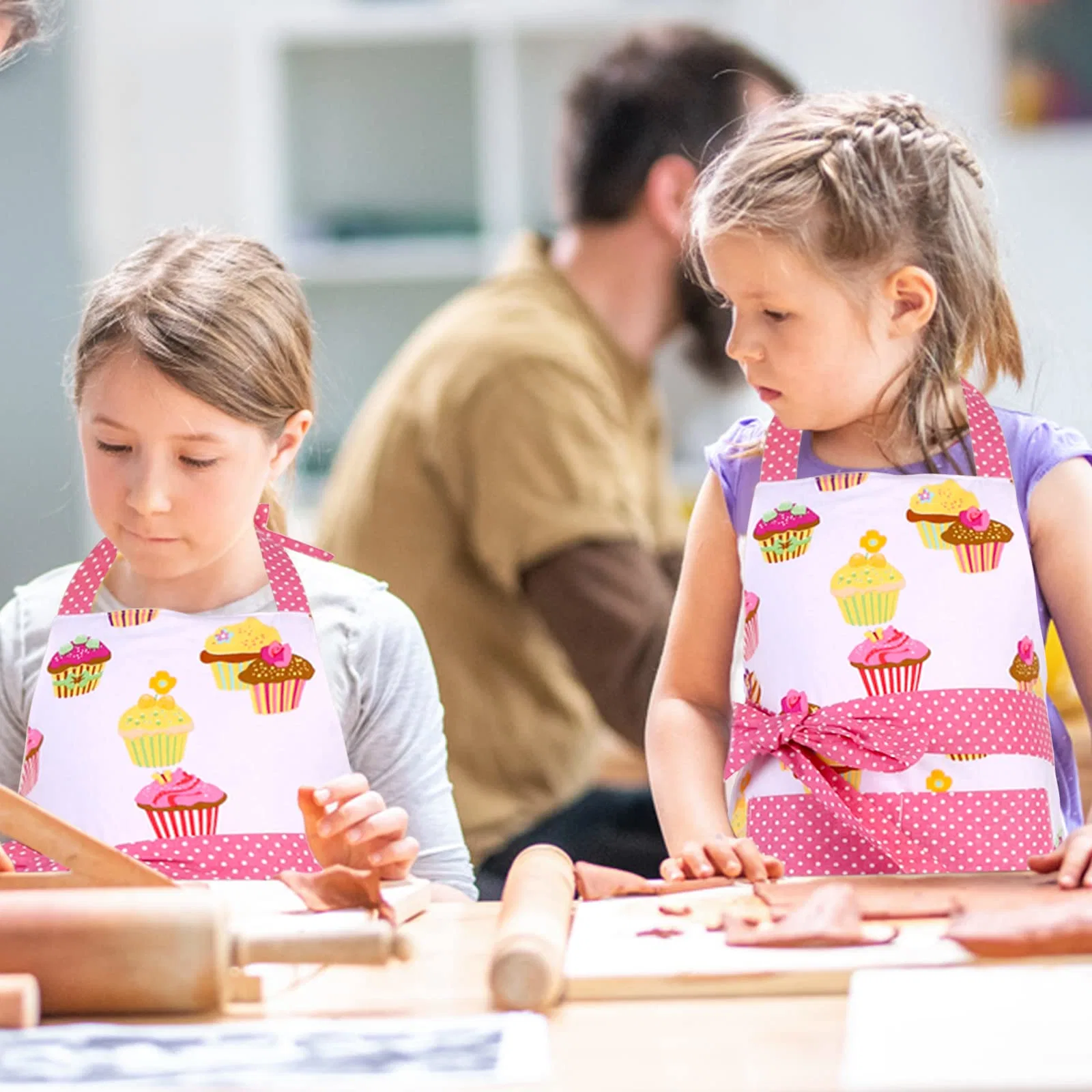 New Design Pink 2-5 Years Kid Girls Cupcake Pattern Cotton Children Apron