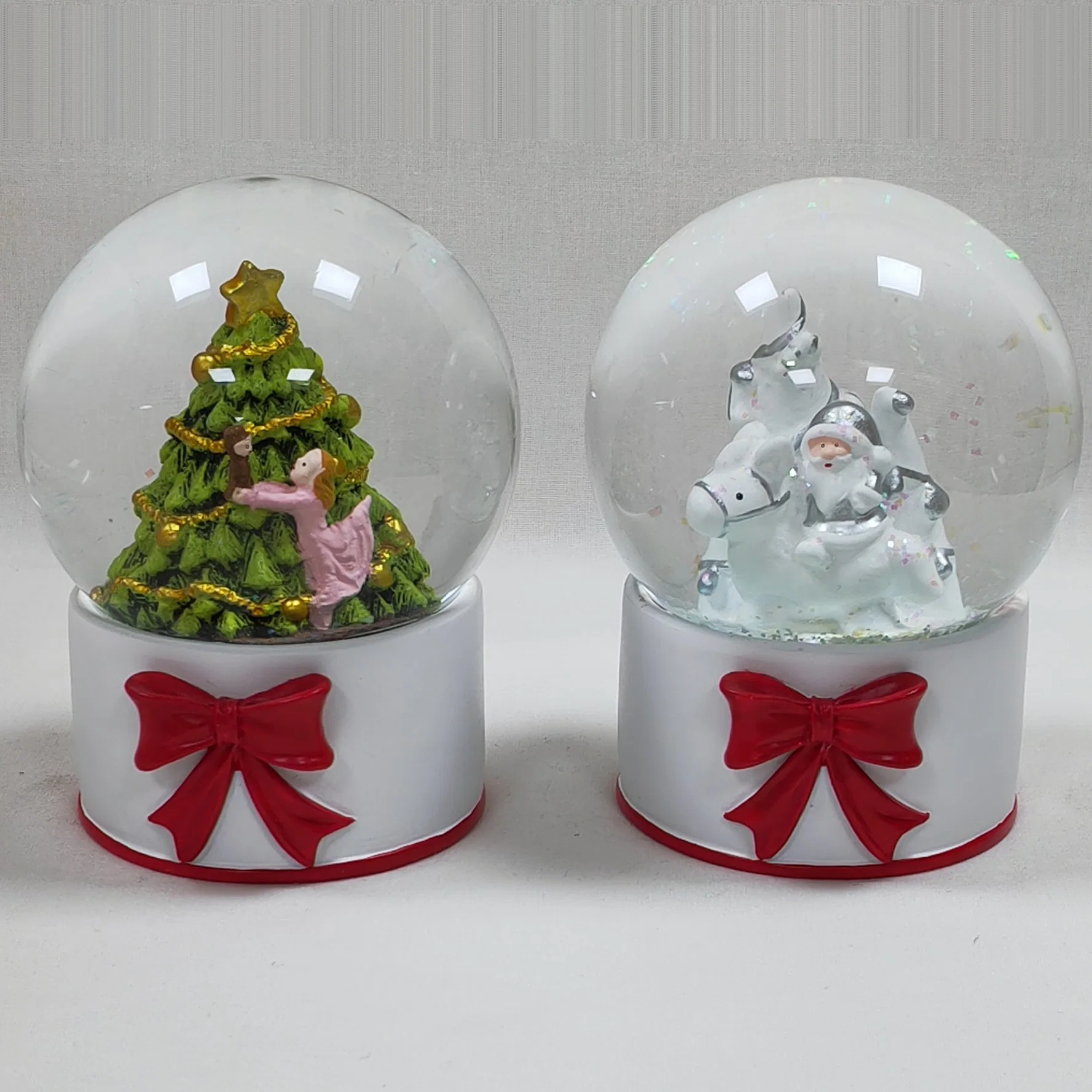 Cheap OEM Handmade Glass Water Globe Resin Snow Globe for Home Decor