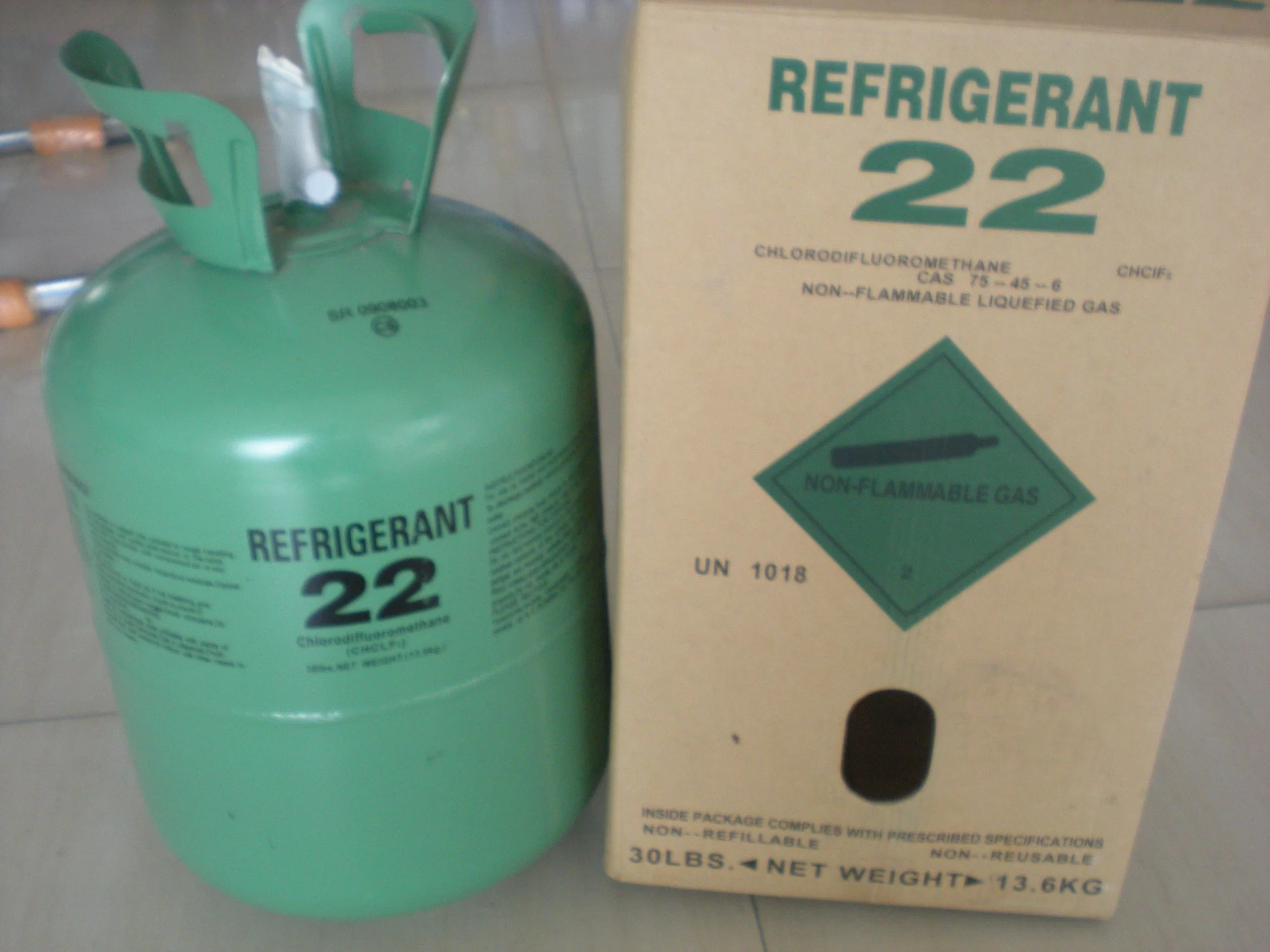 99.9% 13.6kg Air Conditioner R134A Refrigerant Gas with Cylinder for HVAC System