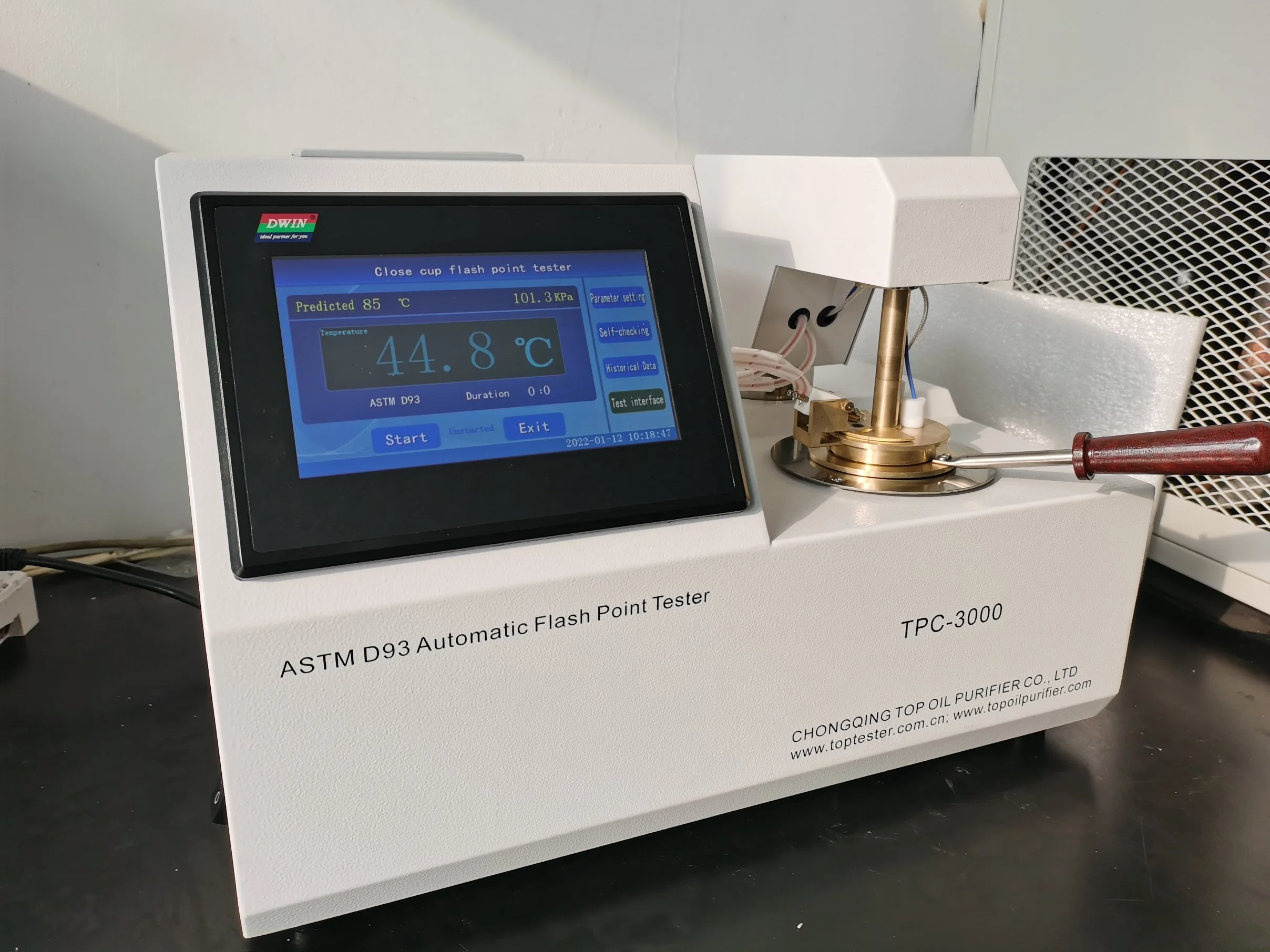 La norme ASTM D93 Analyseur Closed-Cup Point éclair