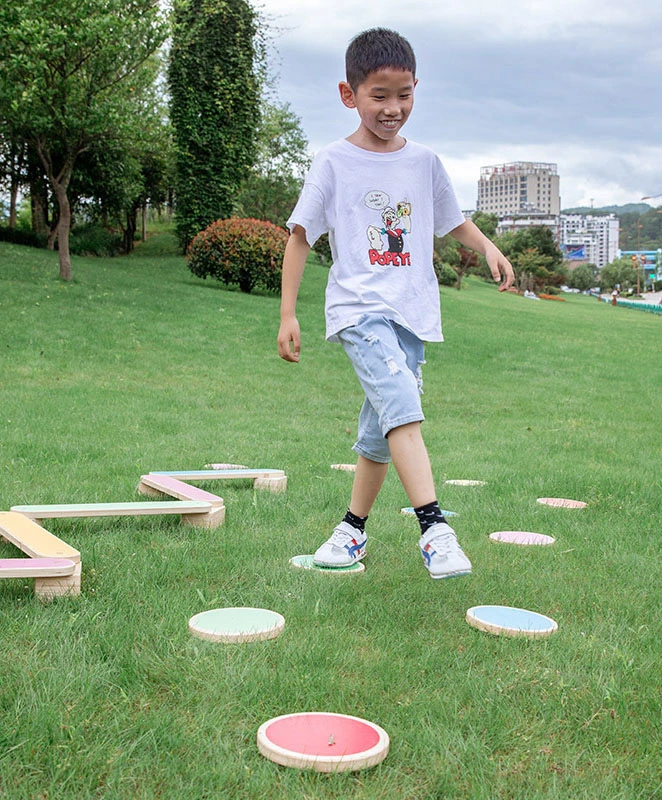 Children&prime; S Wooden Single-Plank Bridge Physical Training Balance Toy