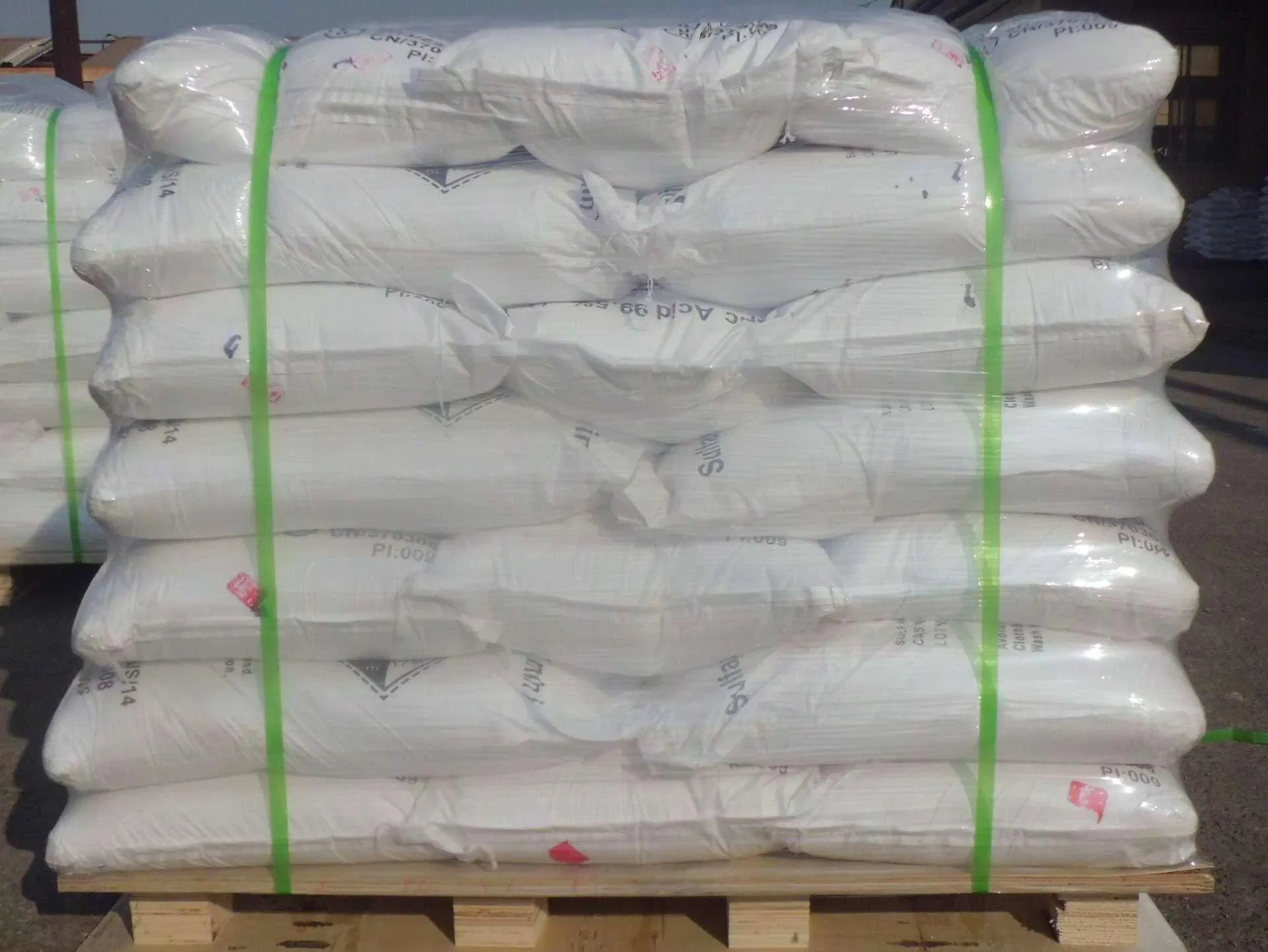 Low Price and Good Quality 57-67-0 Sulphaguanidine