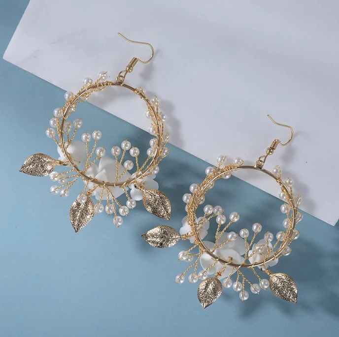 Crystal Earring. Robes de mariée mariage Pearl Earring pour les femmes. Handmade Earring