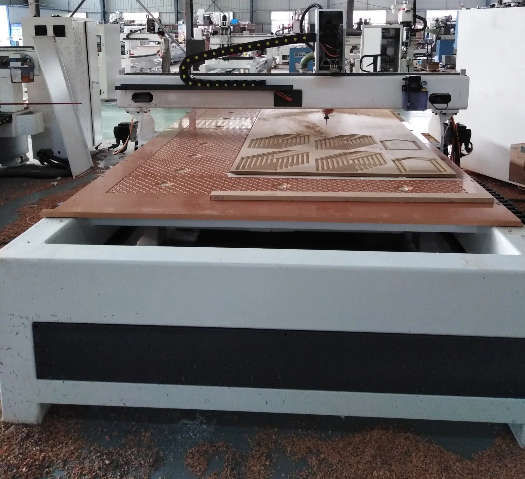 China Jinan 2030/2000Madera x3000mm Router CNC Corte/grabado/tallar/ Máquina para la puerta de madera/Leg/Muebles de oficina/Windows/Piso/Tabla/Presidente/Envío/barco