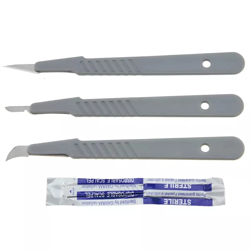 Disposable Stainless Steel Surgical Blade/Scalpel with Handle