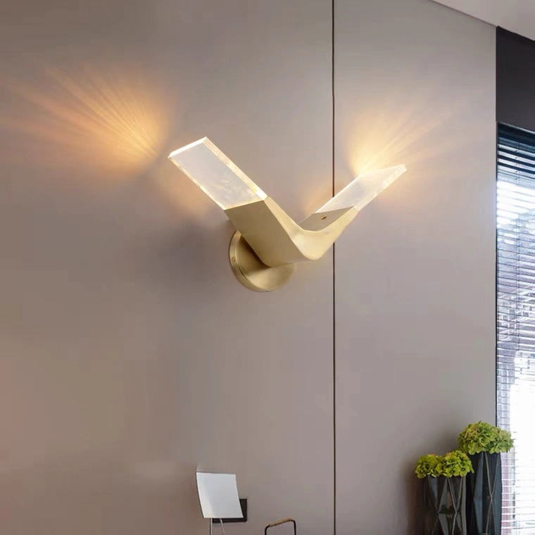 غرفة نوم Creative Wall Scone Vanity Light في الحمام