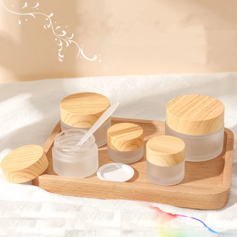 Hot Sale Frosted Cosmetic Jars Empty Glass Sample Jars Glass Cosmetic Containers with Bamboo Lids for Makeup Lip Scrub Balm Lotions Sample Eye Creams DIY