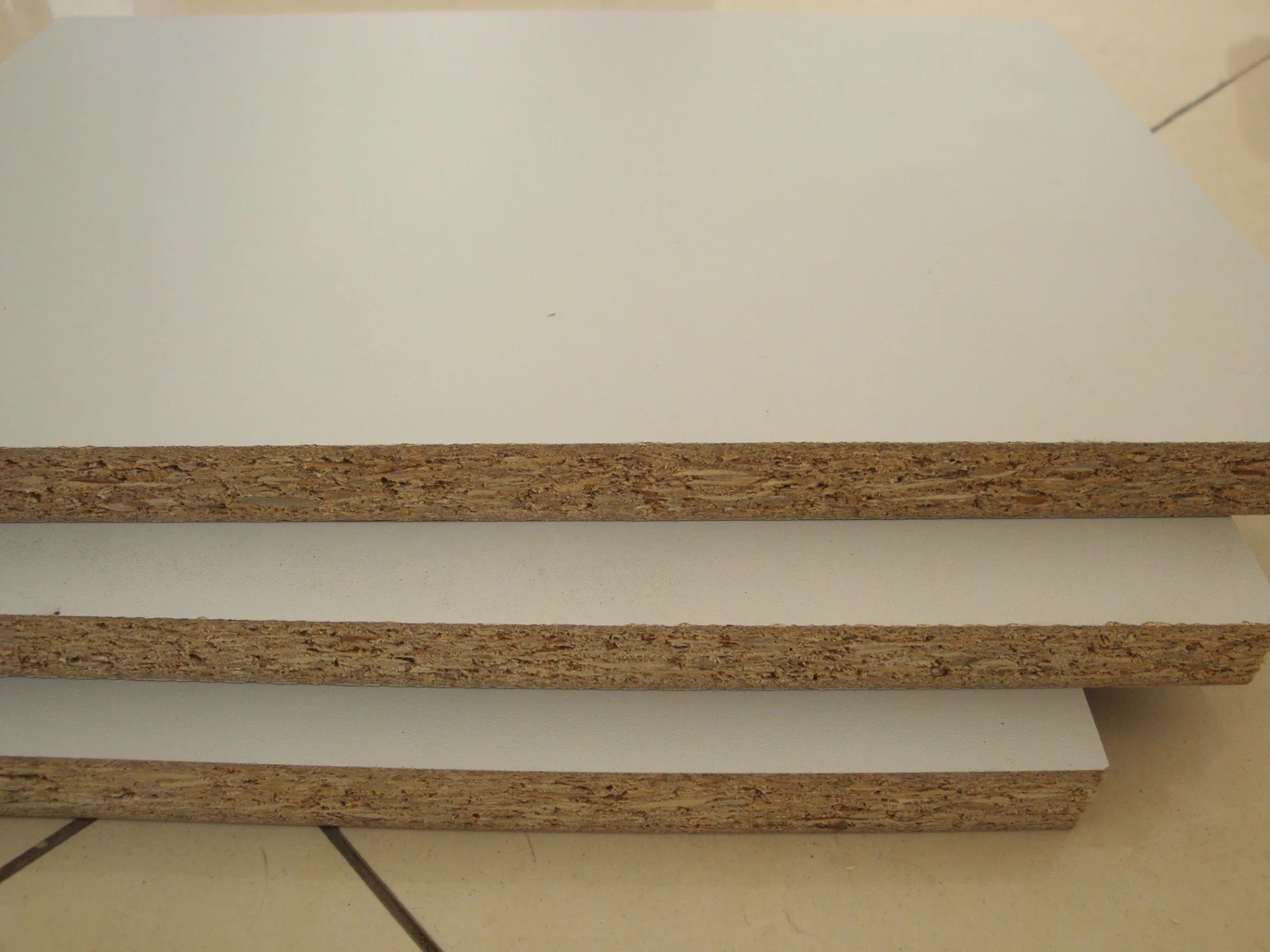Melamine Faced Particle Board/Chipboard for Furniture or Cabinet