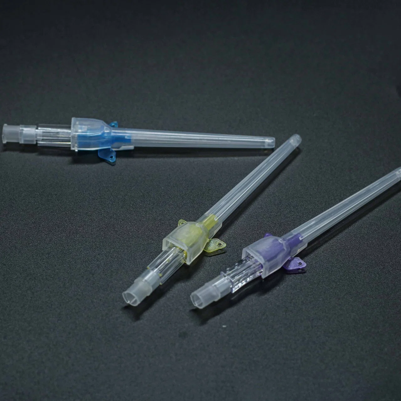 Factory Medical Supply Disposable Purple Plastic IV Intravenous Cannula