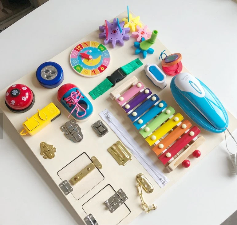 Neu Busy Board Rainbow Kids Musikinstrumente Montessori Schalter Entriegelt Lernspielzeug