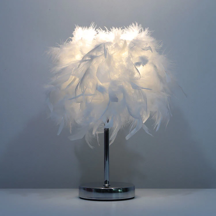 Best Selling Gift European Decoration Feather Indoor Modern Bedroom LED Table Lamp