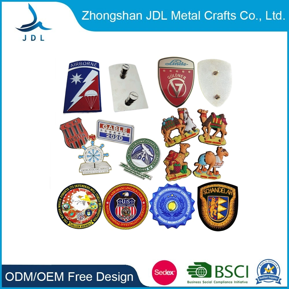 La Chine Métal 3D personnalisé de gros logo brodé or Patch PVC en caoutchouc de l'Armée militaire insigne Dodge KIA plastique ABS chromé BMW auto voiture emblèmes de broderie de vêtements