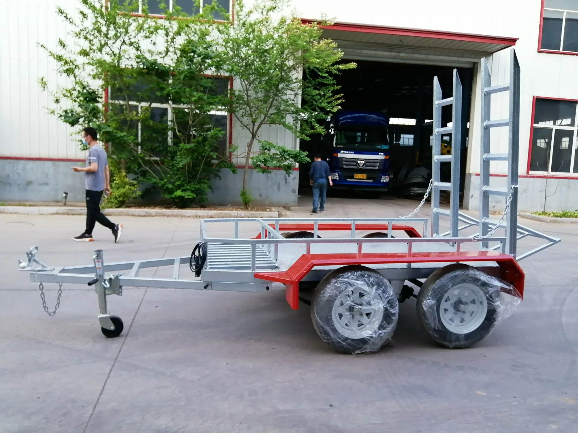 Heavy Flat Deck Trailer/Digger Trailer/Flatbed Semi Trailer