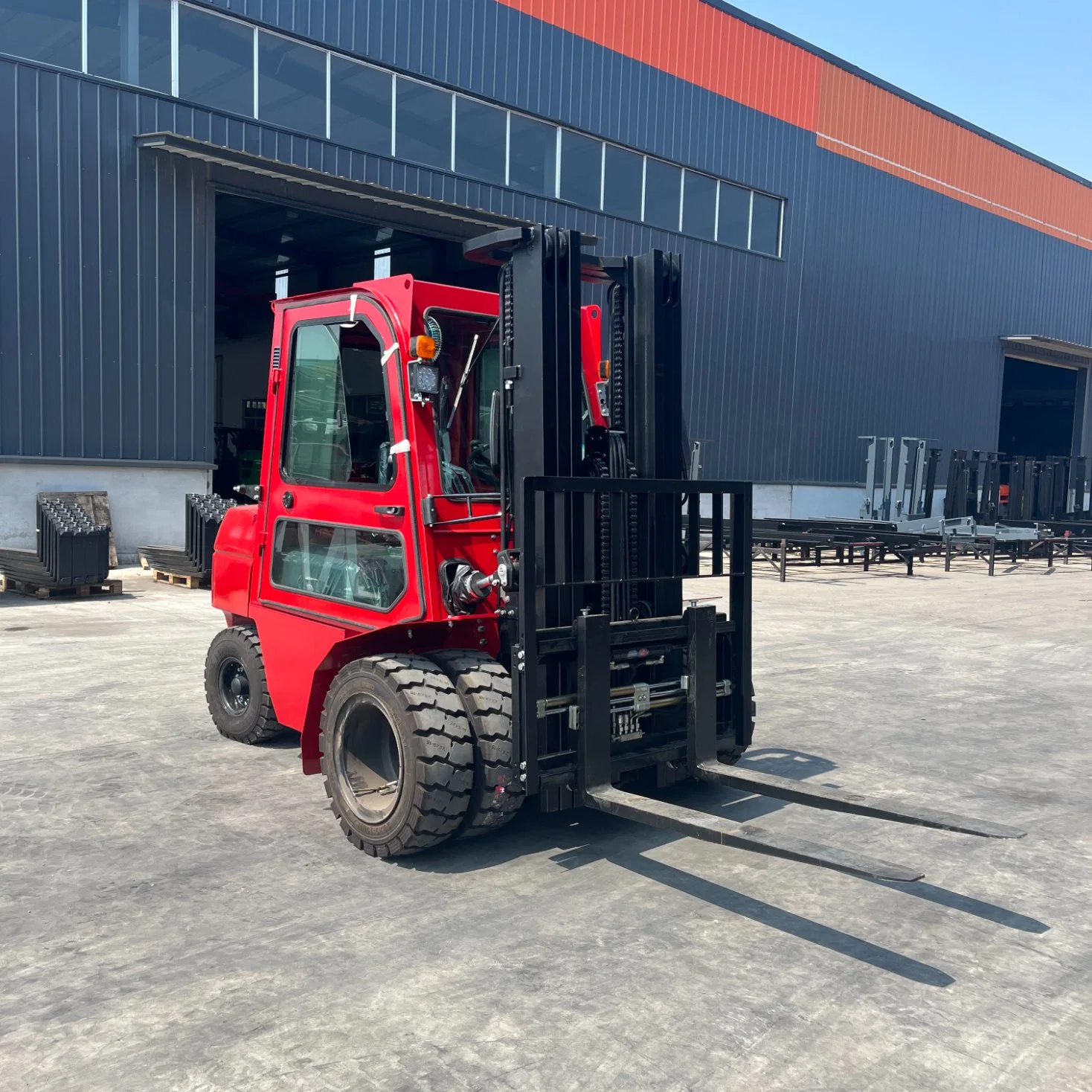 China's Top Factory Hot Brand Diesel Forklift, Can Be Used in The Construction Site, Garden and Other Places