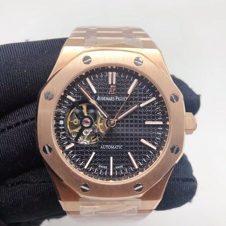 Роскошный из нержавеющей стали Designer Quartz наручные часы для мужчин является водонепроницаемым