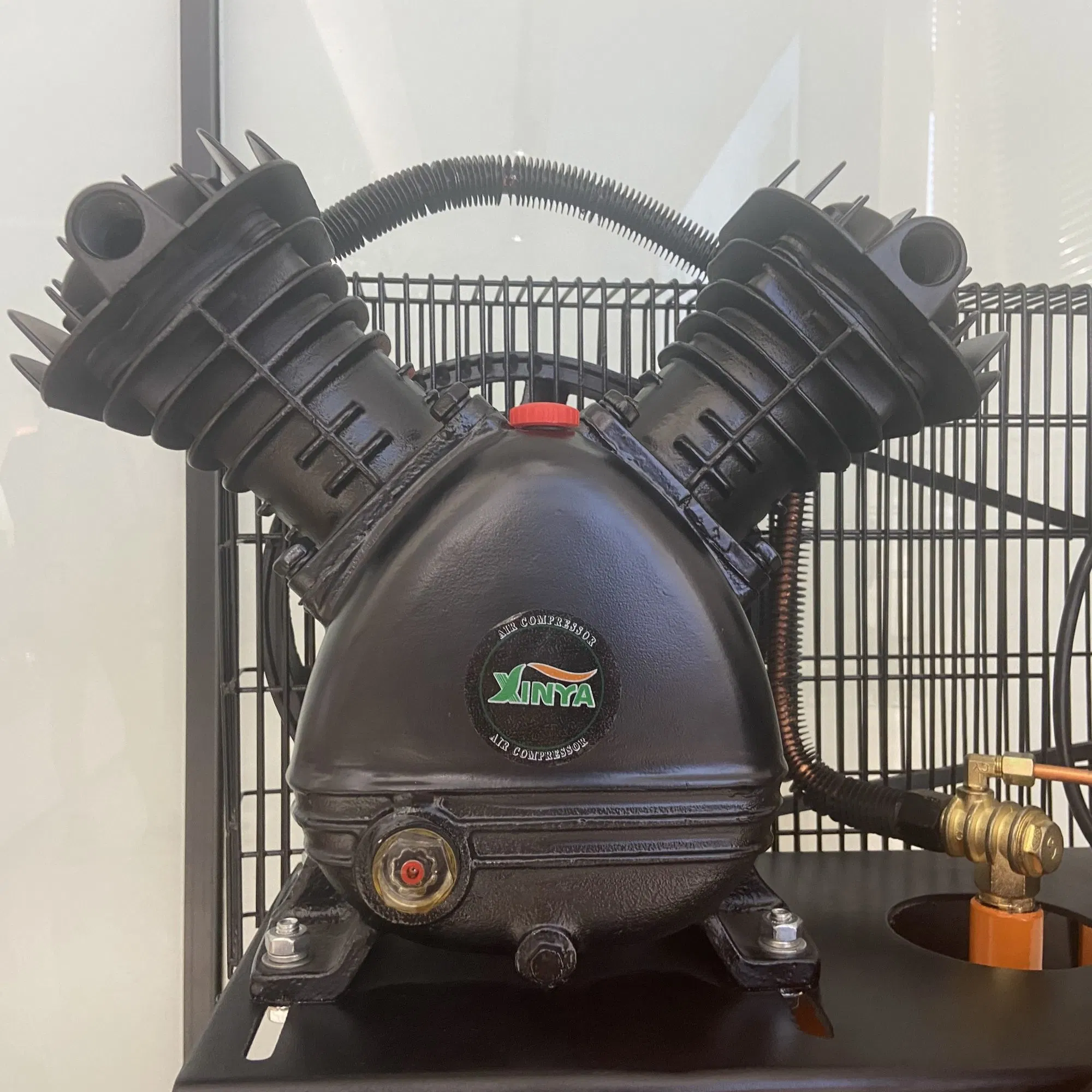 Xinya 2.2kw 2 Cylinder 100liters Vertical Tank Air Compressor