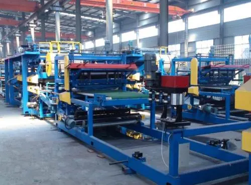 Automatic Sandwich Panel Making Machine EPS Rock Wool Steel Sandwich Panel Foam Sheet Roll Forming Machine Production Line