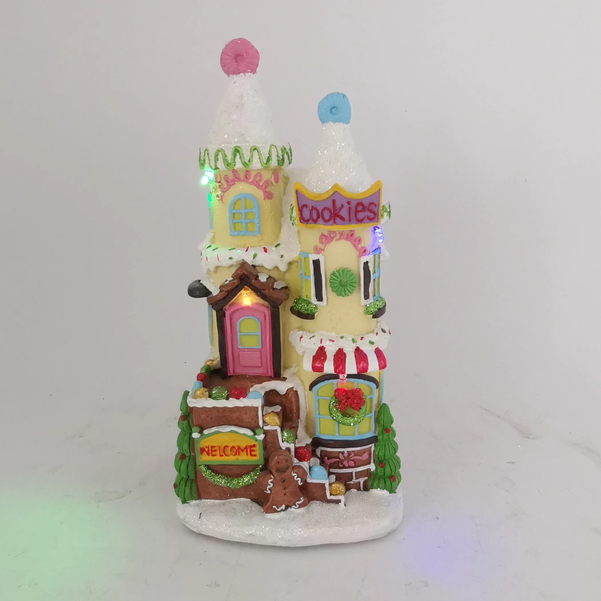 Hot Sale Resin Crafts Hand Painted Polyresin Xmas Houses Village Christmas Decoration