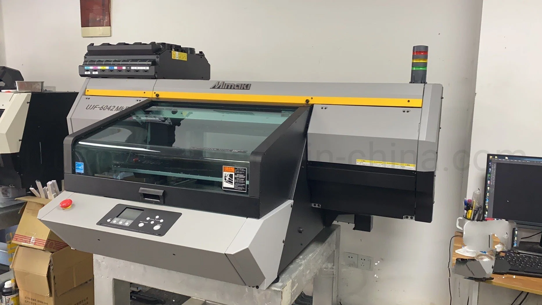 Usado 3042hg A3% Nuevo Mimaki UJF-150mm Tamaño con 90 UV alto Impresora de superficie plana Mimaki UJF-3042hg Prueba de impresora de superficie plana UV Bueno