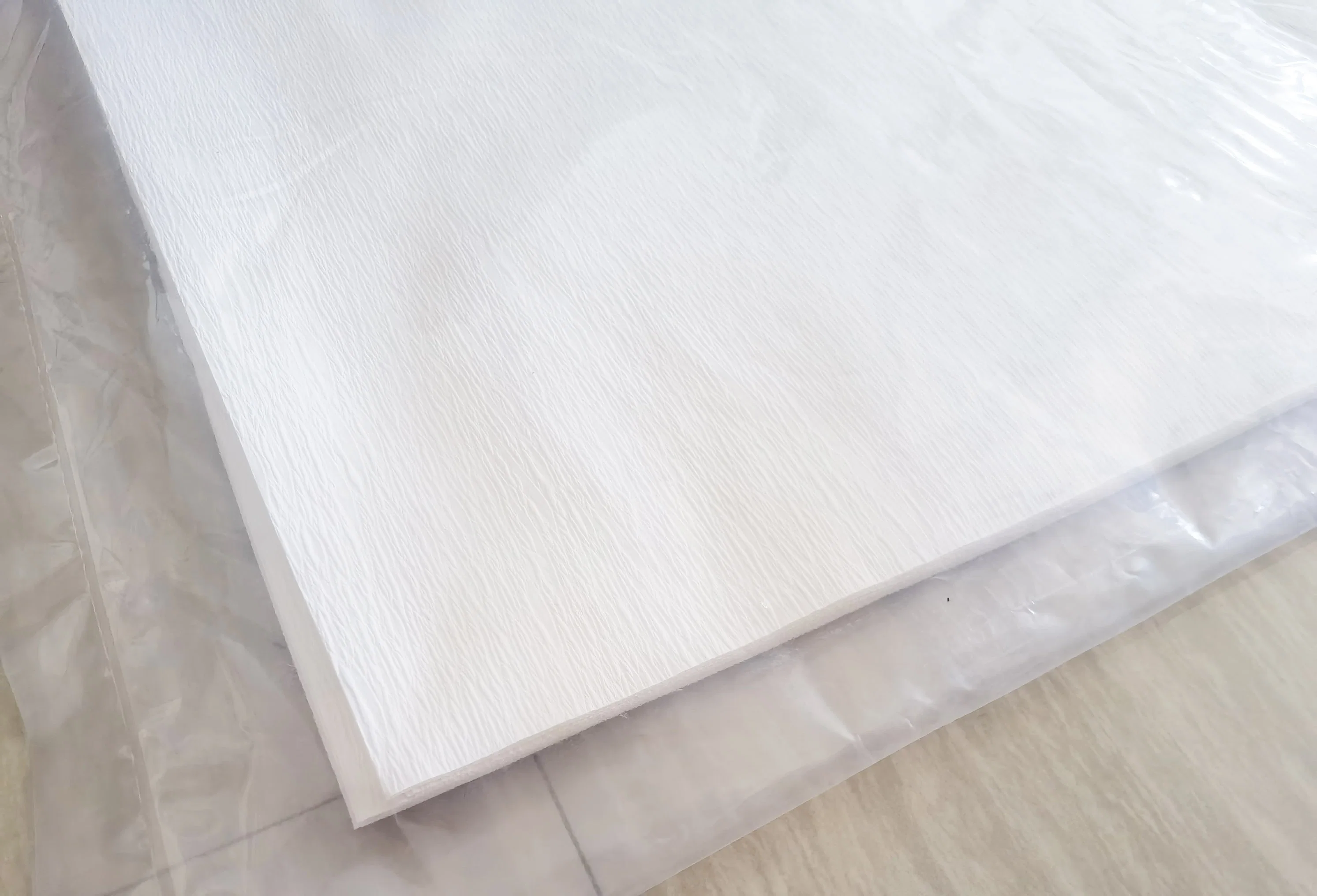 140GSM 750mm * 500mm Soaker Sheets medizinisches Crepe Papier