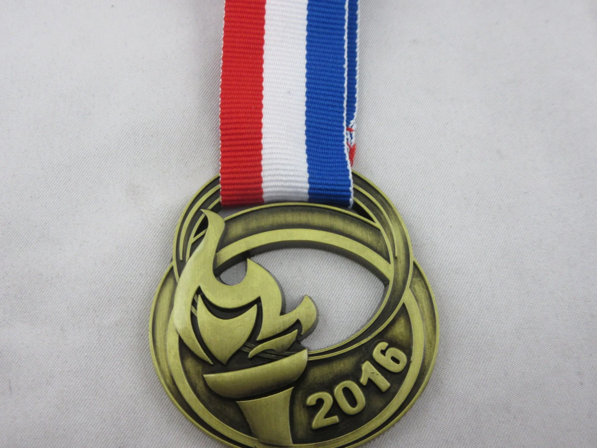 Полуручная Серебряная Le 1PC/полиэтиленовый мешок или, по мере необходимости, чемпионка мира медальона