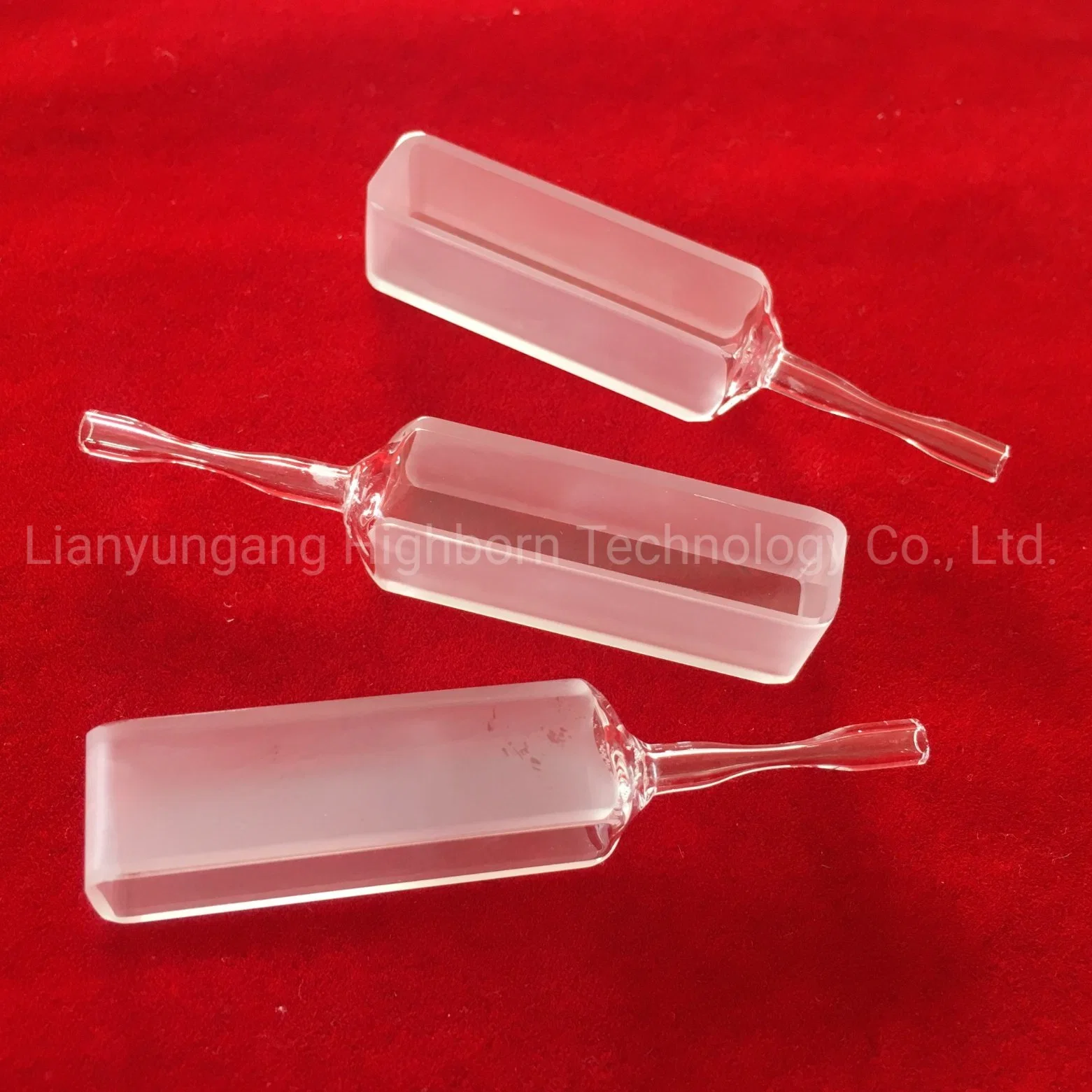 High Purity Polishing Customized High UV Transmittance Clear Standard Q704 Quartz Glass Flow Cell with Graded Seal