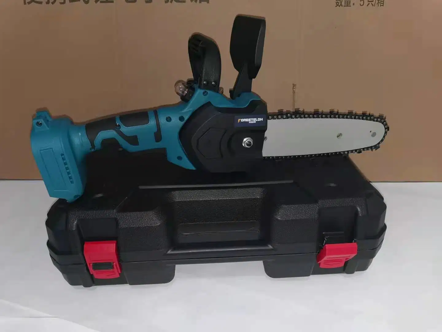 Adjust Chainsaw 2000mAh Battery Powered Cordless Chain Saw with 8-12 Inch Bar