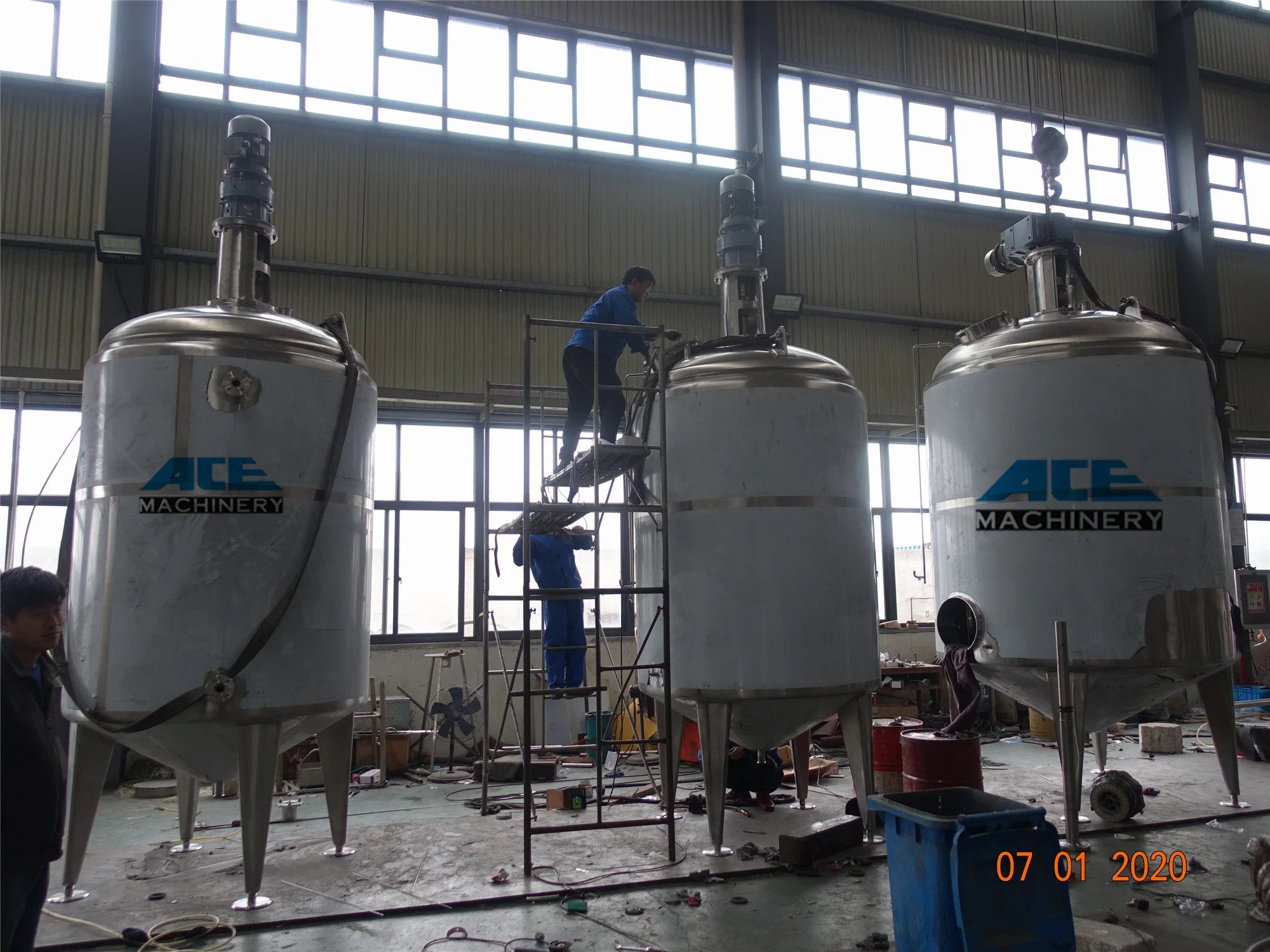 Factory Price Stainless Steel Steam Heating High Pressure Mixing Vessel Industrial Chemical Resin Bio Jacketed Reactor