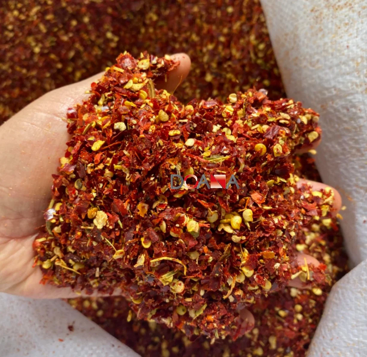 Presell 2022 New Crops Paprika Whole/Powder/Chopped/Flakes/Crushed Dry Red Chili Paprika